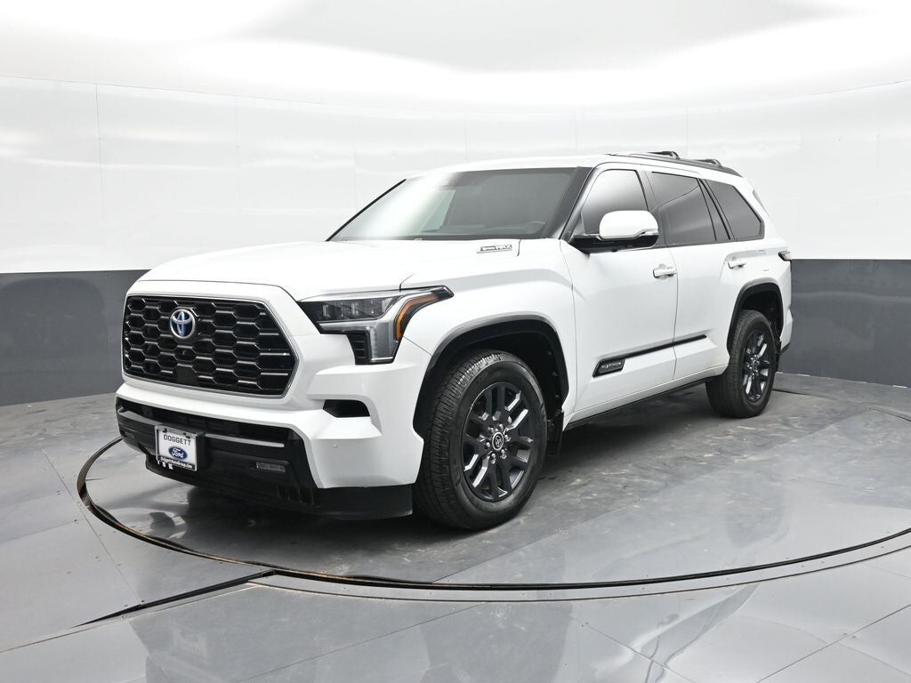 2023 TOYOTA Sequoia