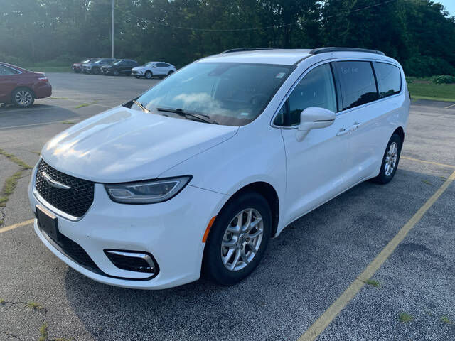 2022 CHRYSLER Pacifica