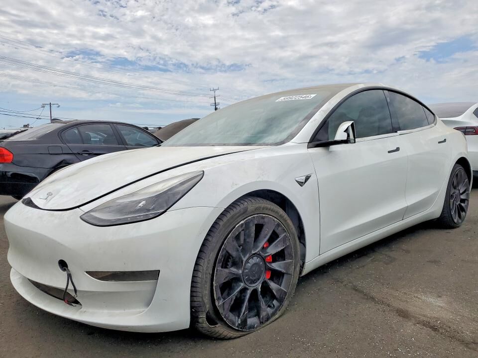 2022 TESLA Model 3