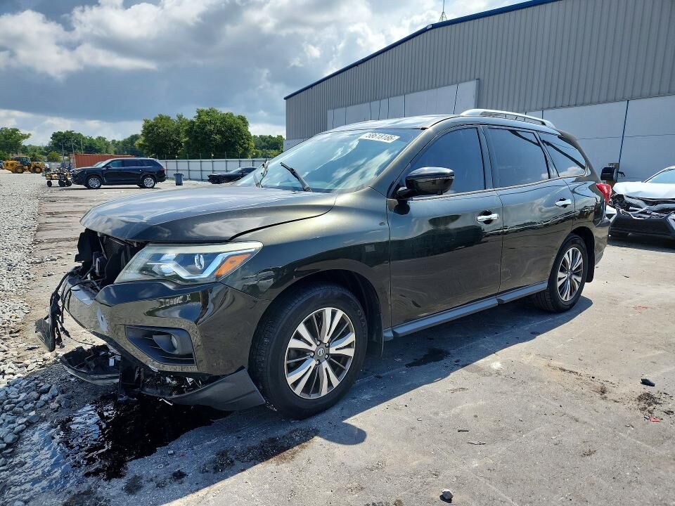 2017 NISSAN Pathfinder