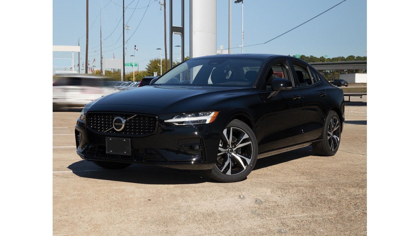 2024 VOLVO S60