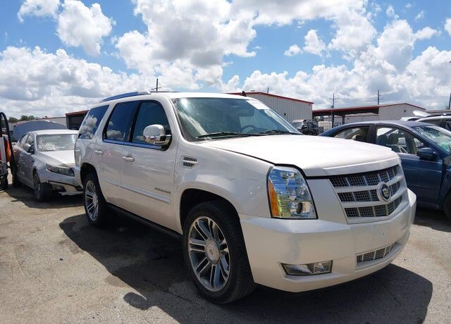 2012 CADILLAC Escalade
