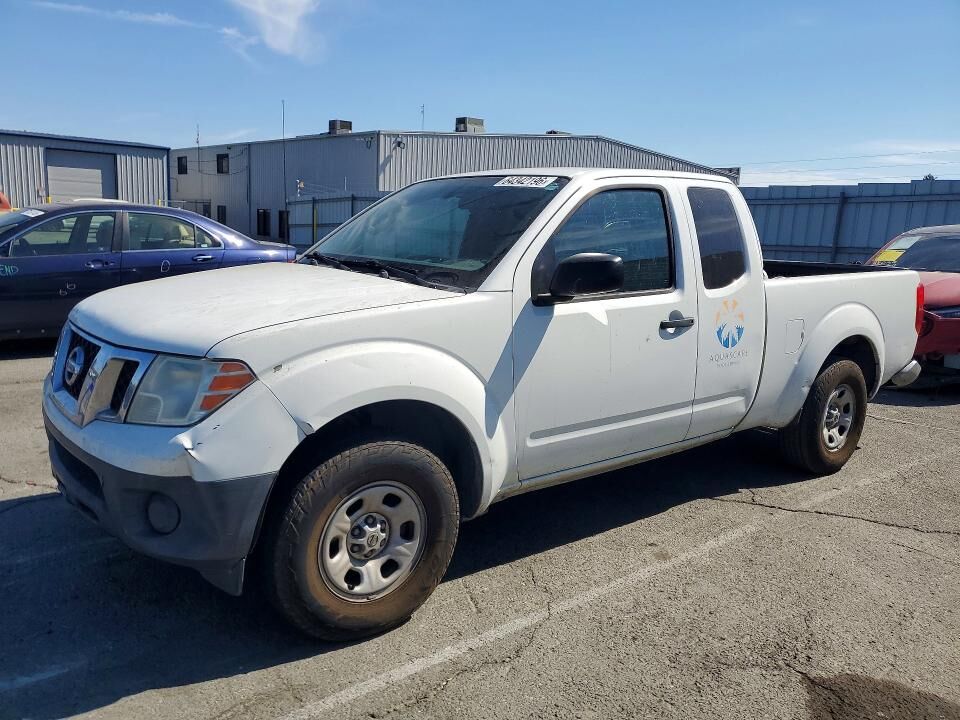 2016 NISSAN Frontier