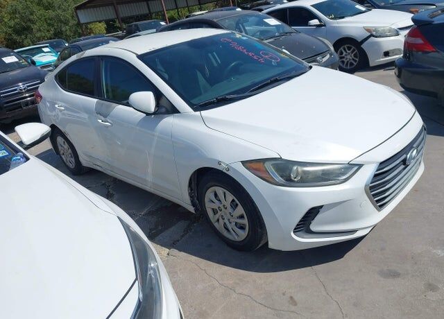 2017 HYUNDAI Elantra