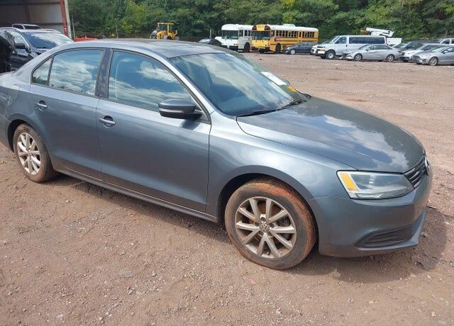 2012 VOLKSWAGEN Jetta