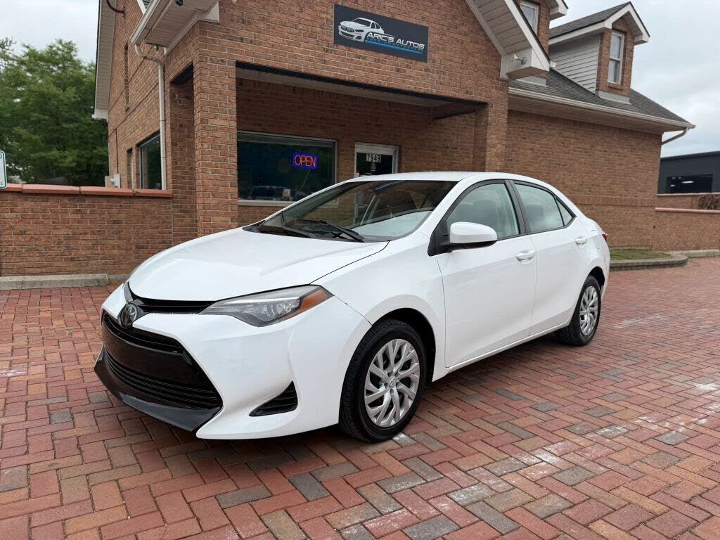2019 TOYOTA Corolla