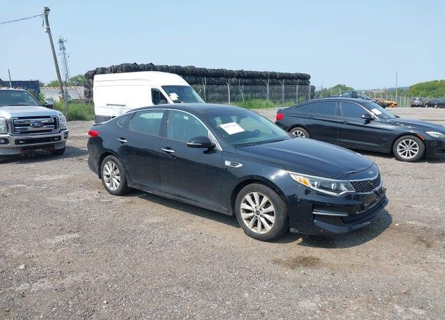 2017 KIA Optima