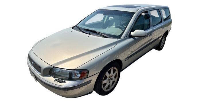 2003 VOLVO V70