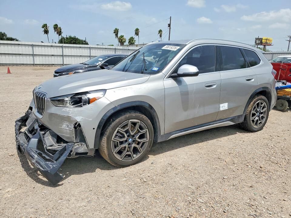 2023 BMW X1