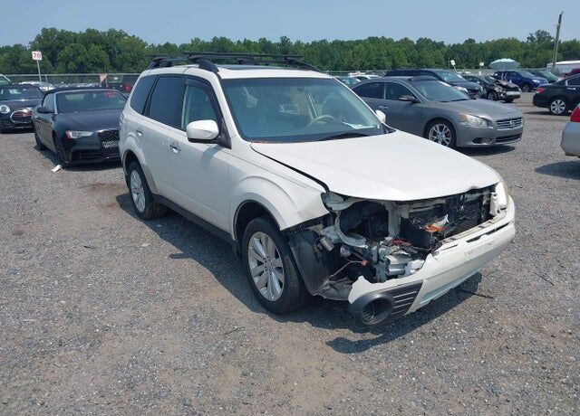 2011 SUBARU Forester