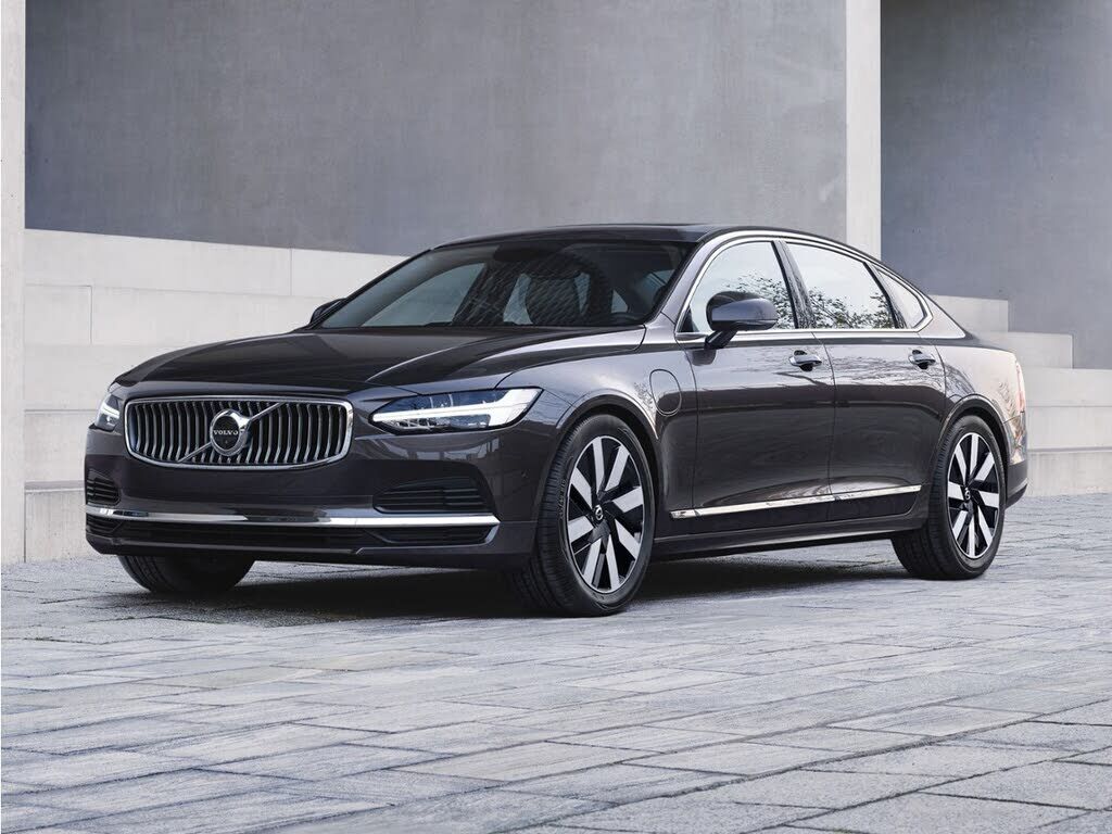 2024 VOLVO S90