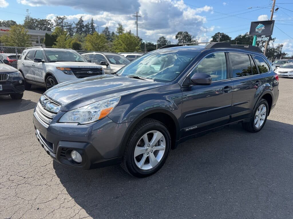 2014 SUBARU Outback