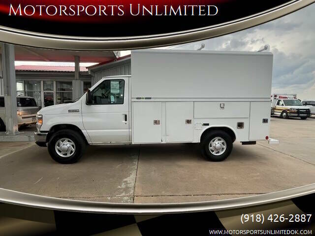 2018 FORD E-350
