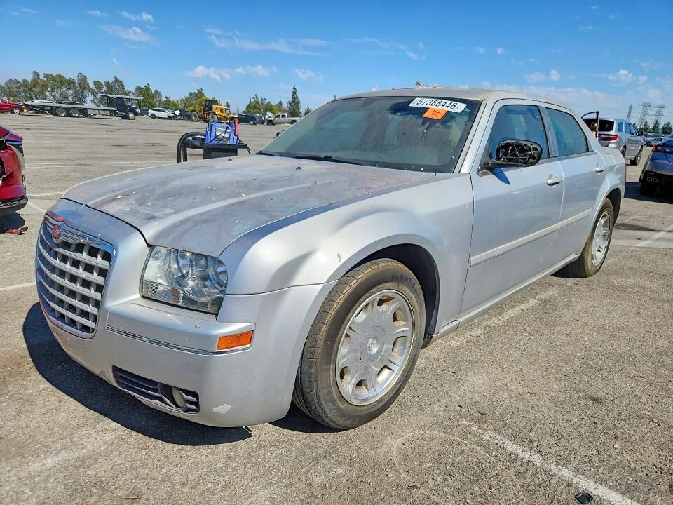 2005 CHRYSLER 300