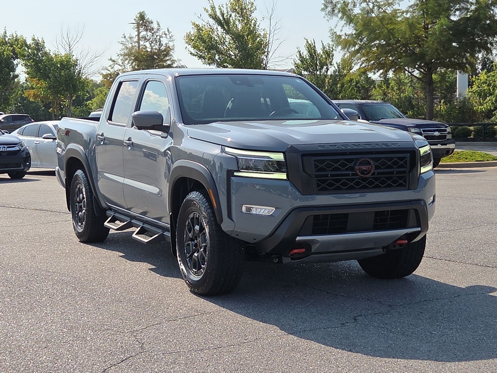 2023 NISSAN Frontier