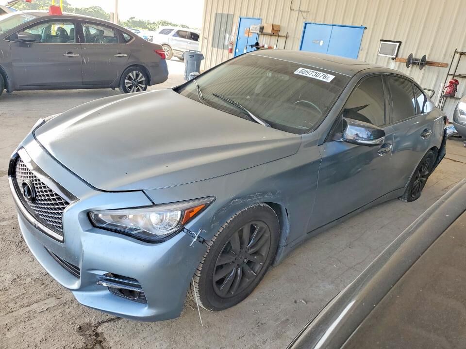 2014 INFINITI Q50