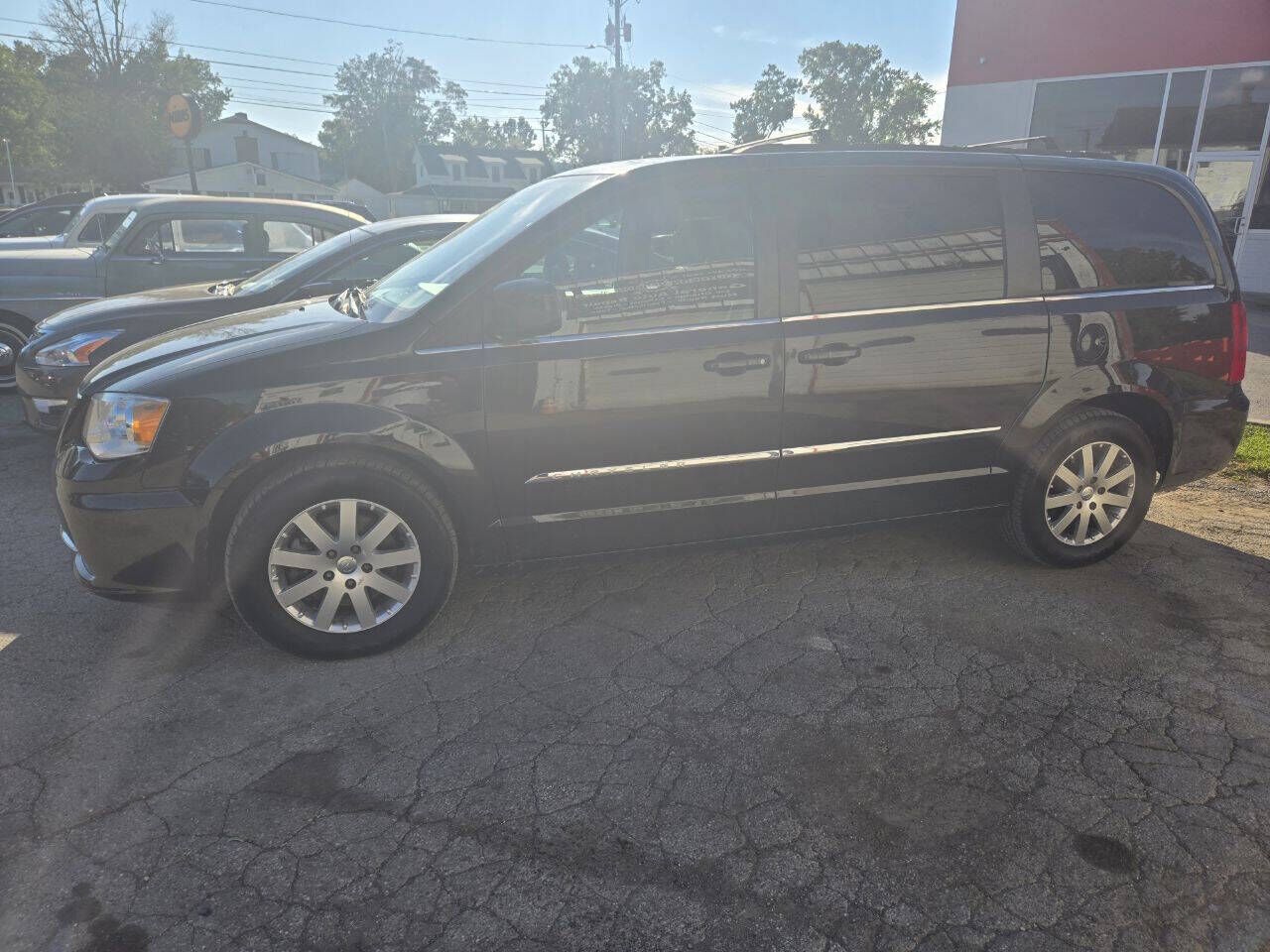 2015 CHRYSLER Town and Country