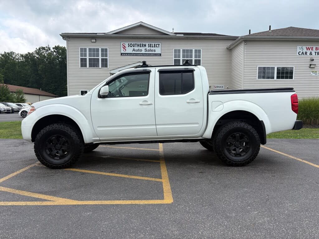 2016 NISSAN Frontier