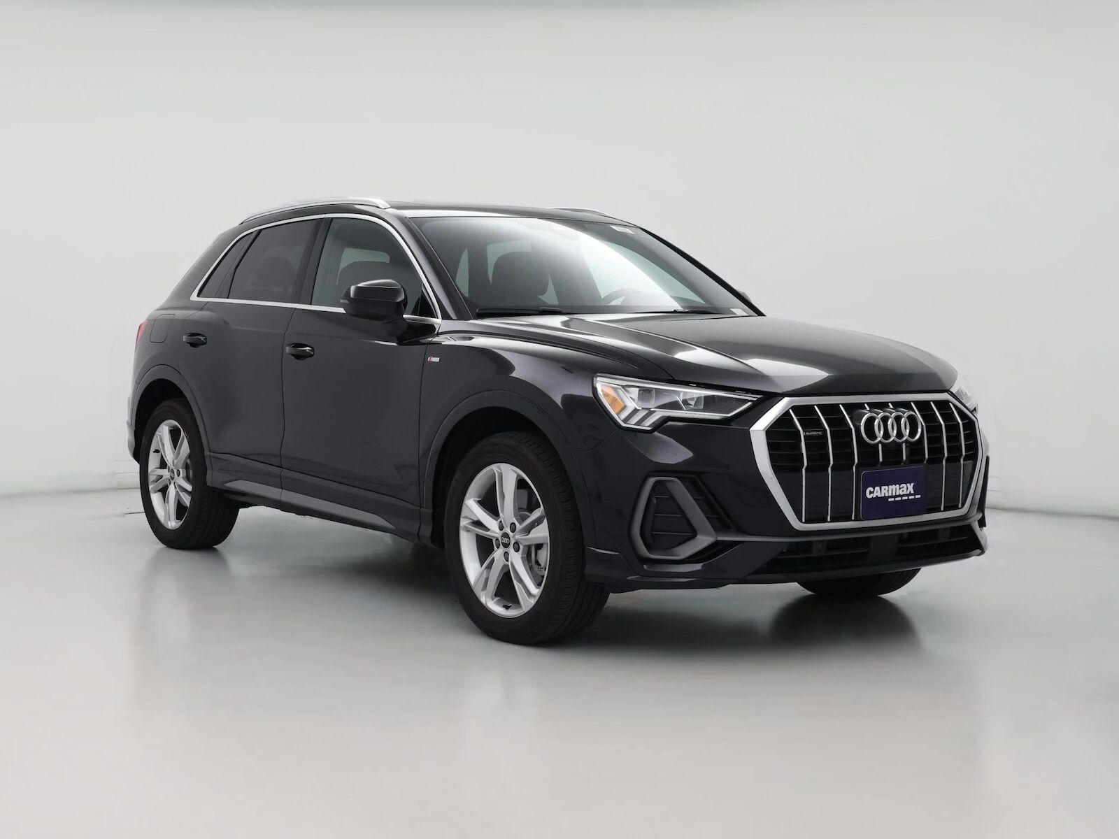 2023 AUDI Q3