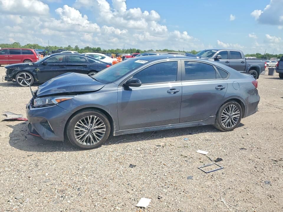 2023 KIA Forte