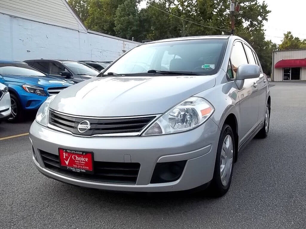 2012 NISSAN Versa
