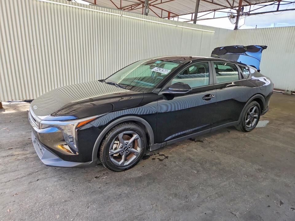 2025 KIA K4