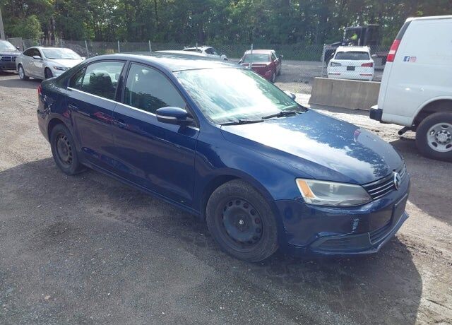 2013 VOLKSWAGEN Jetta