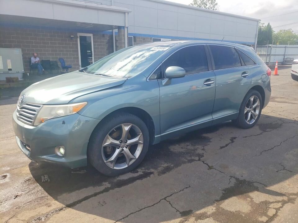 2010 TOYOTA Venza