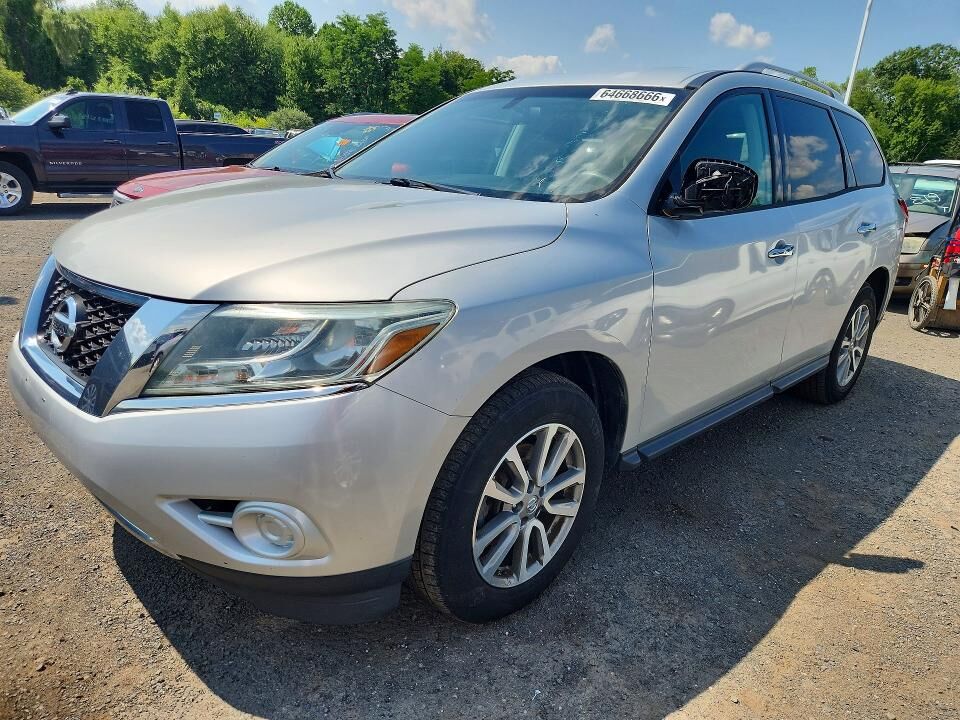 2016 NISSAN Pathfinder