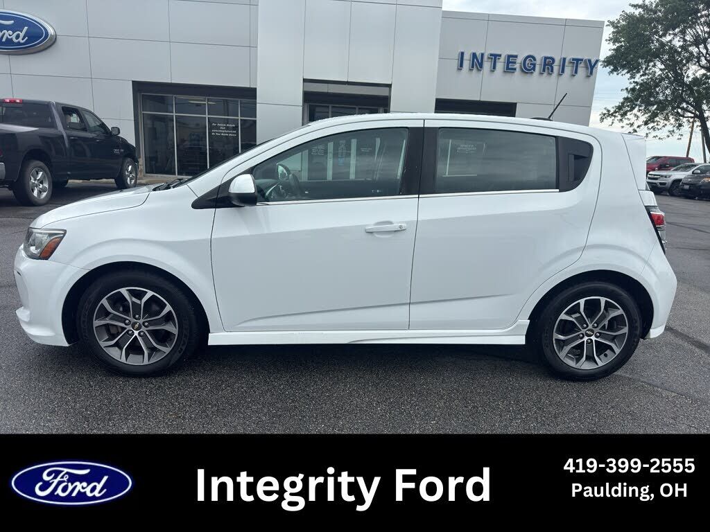 2017 CHEVROLET Sonic