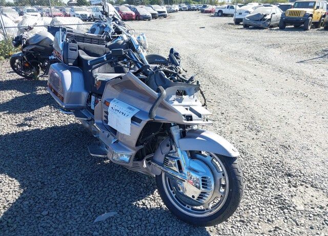 1998 HONDA GL1500SE