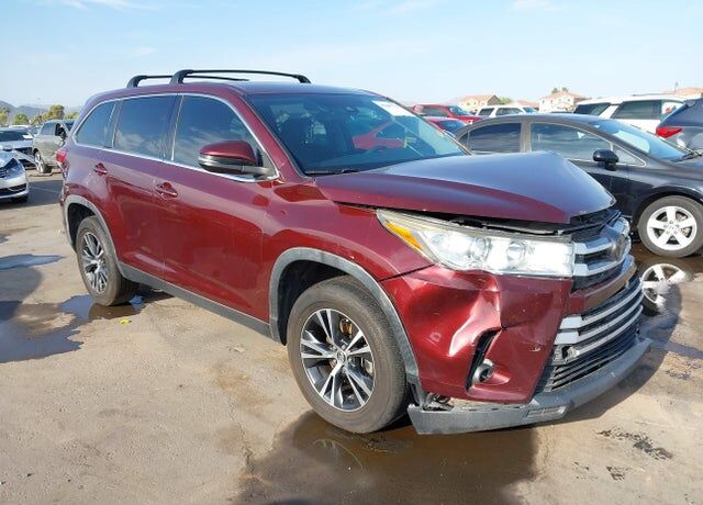 2019 TOYOTA Highlander