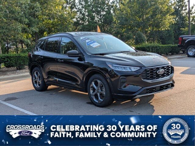 2024 FORD Escape