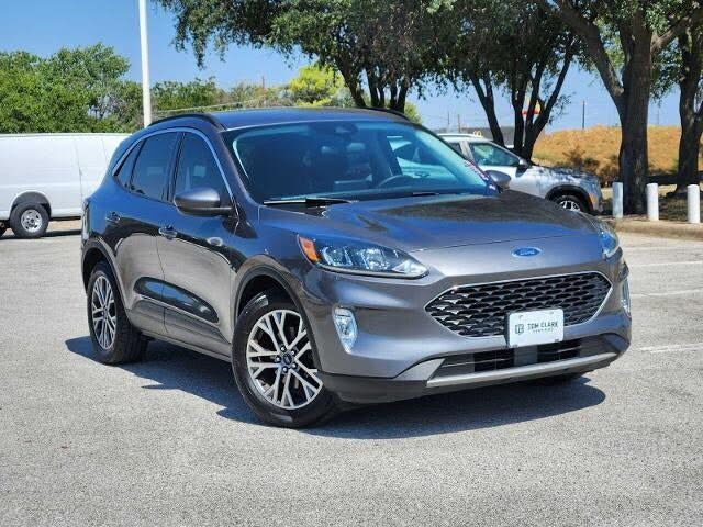 2021 FORD Escape