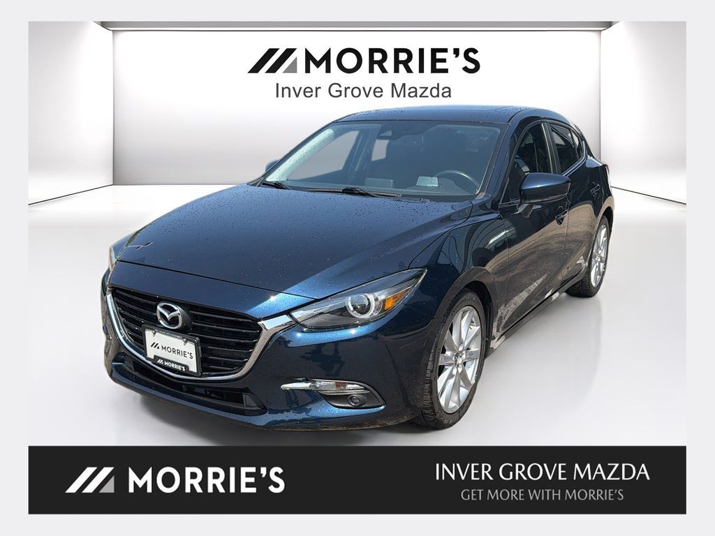 2017 MAZDA Mazda3