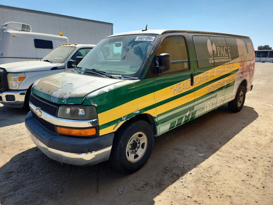2011 CHEVROLET Express