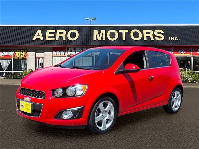 2015 CHEVROLET Sonic