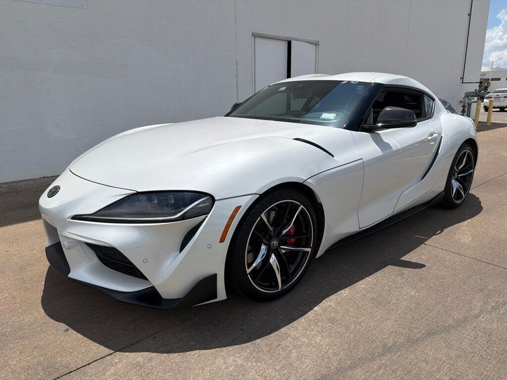 2022 TOYOTA Supra