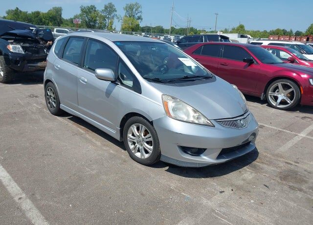 2011 HONDA Fit