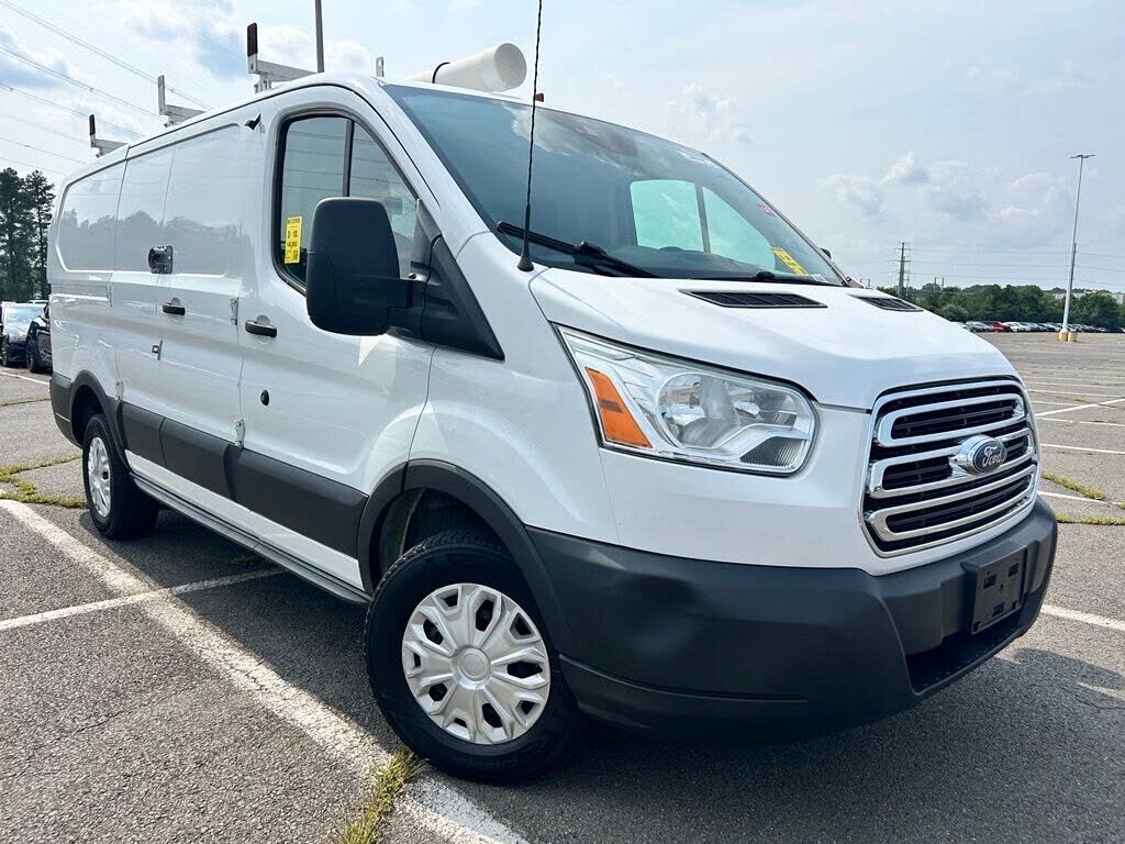 2017 FORD Transit