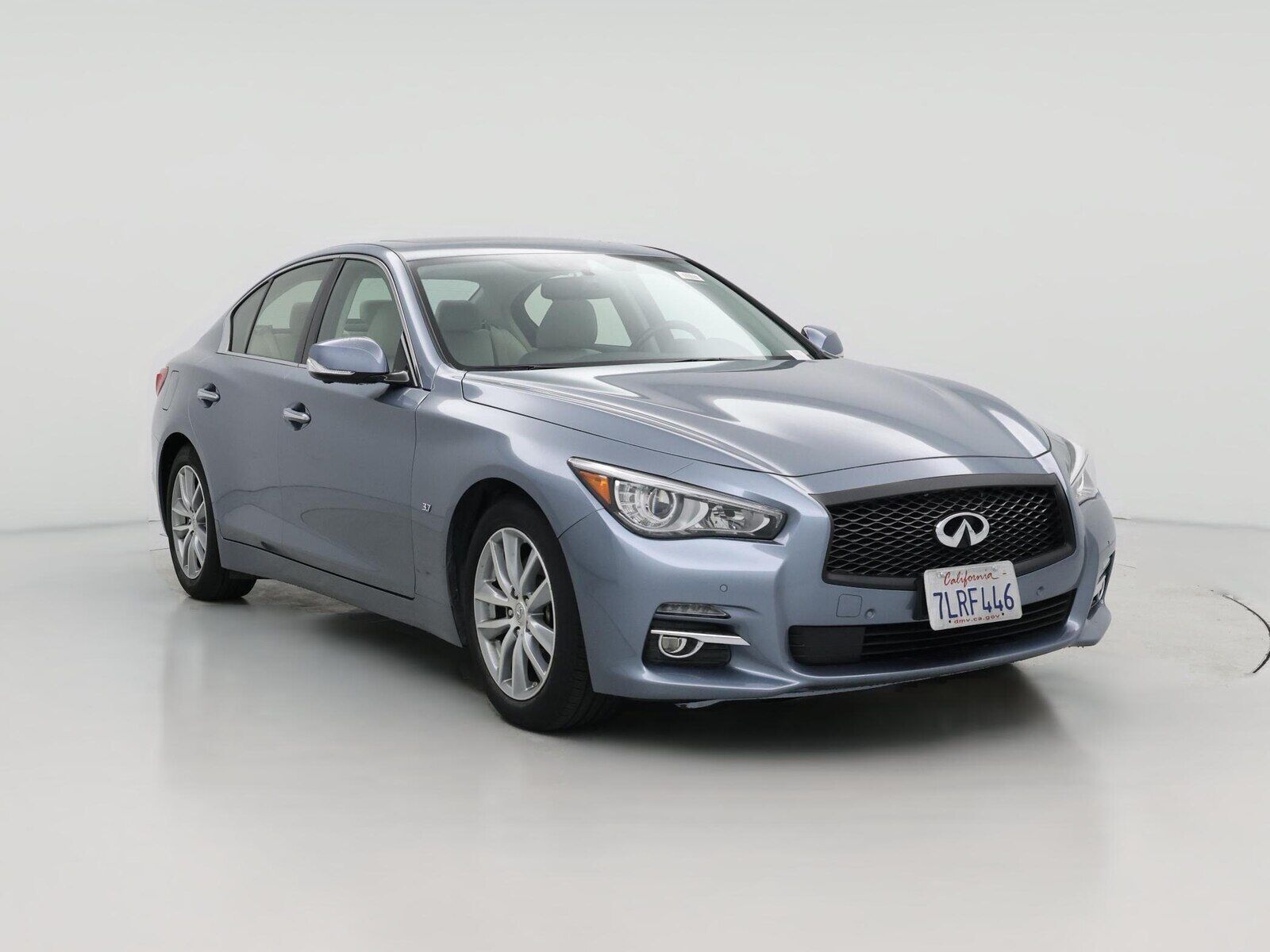 2015 INFINITI Q50