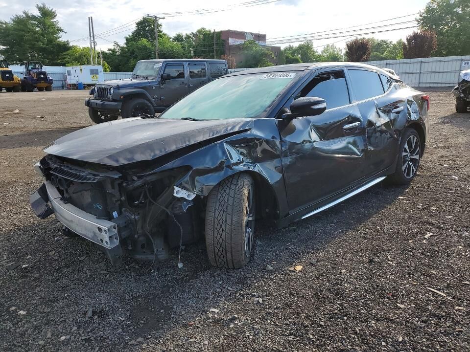 2017 NISSAN Maxima