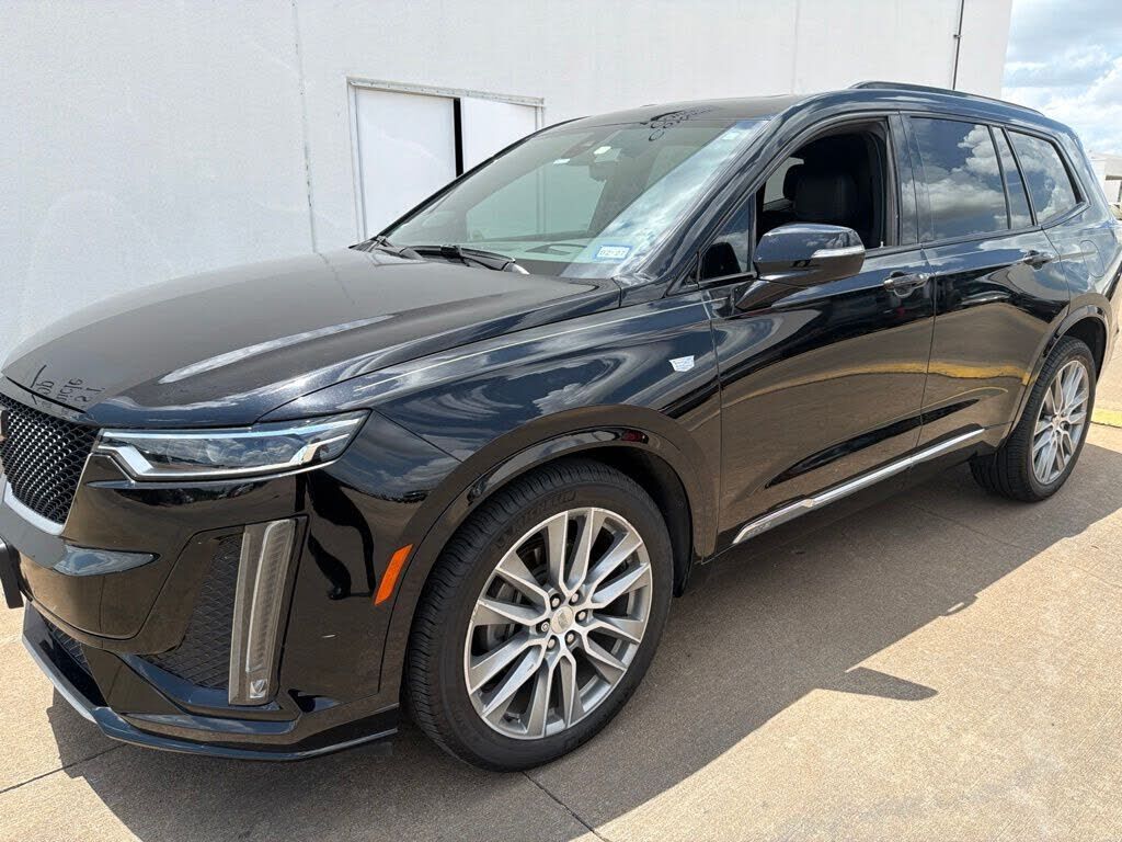 2020 CADILLAC XT6