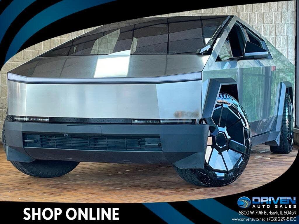 2024 TESLA Cybertruck