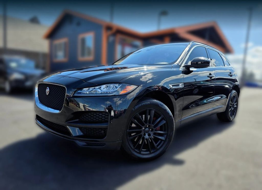 2018 JAGUAR F-Pace
