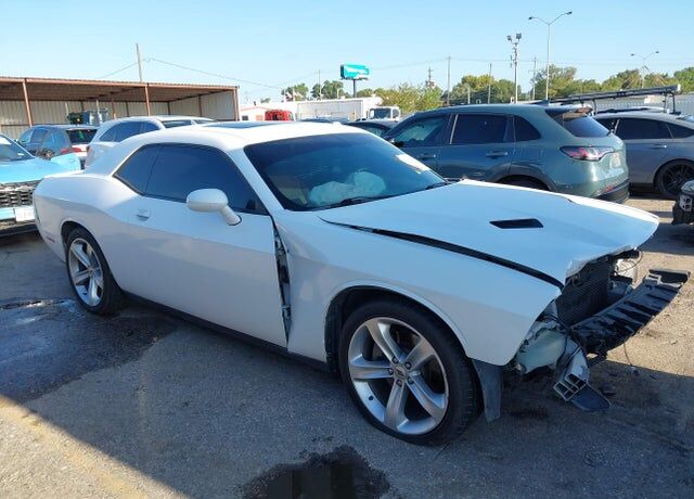 2017 DODGE Challenger