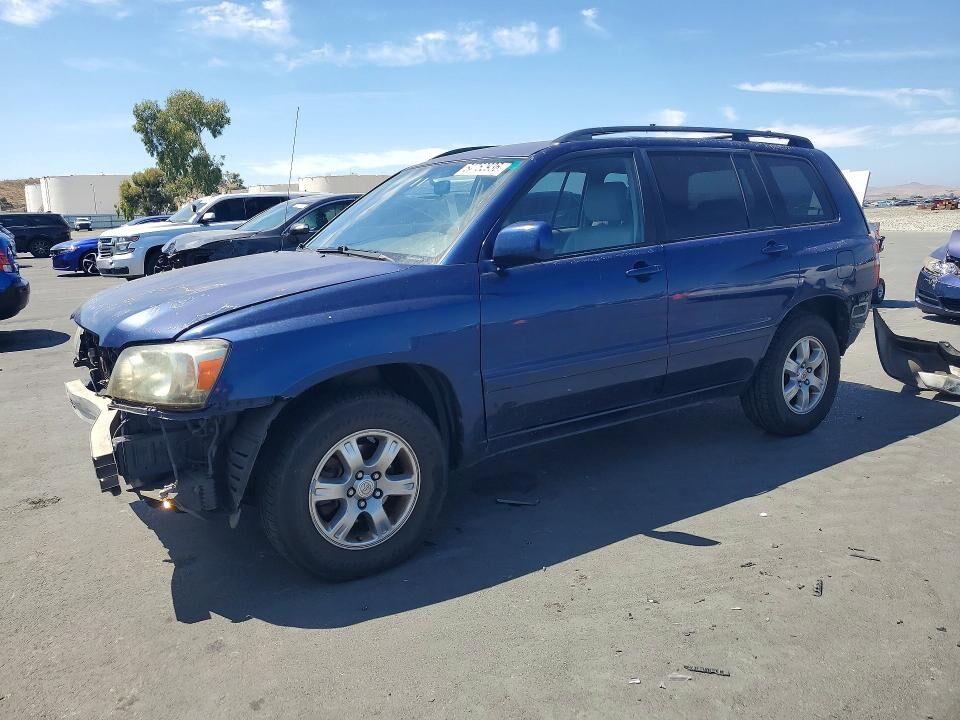 2004 TOYOTA Highlander
