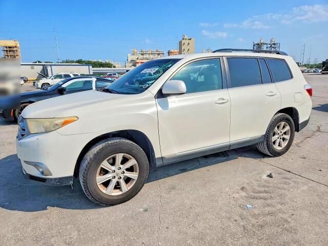 2011 TOYOTA Highlander