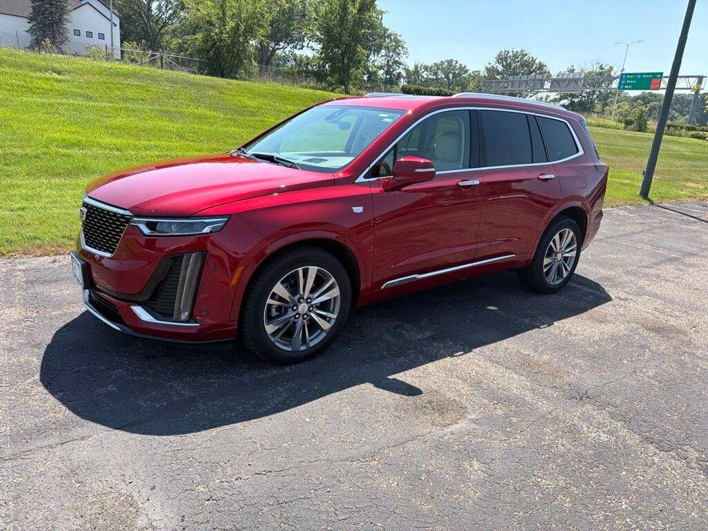 2022 CADILLAC XT6