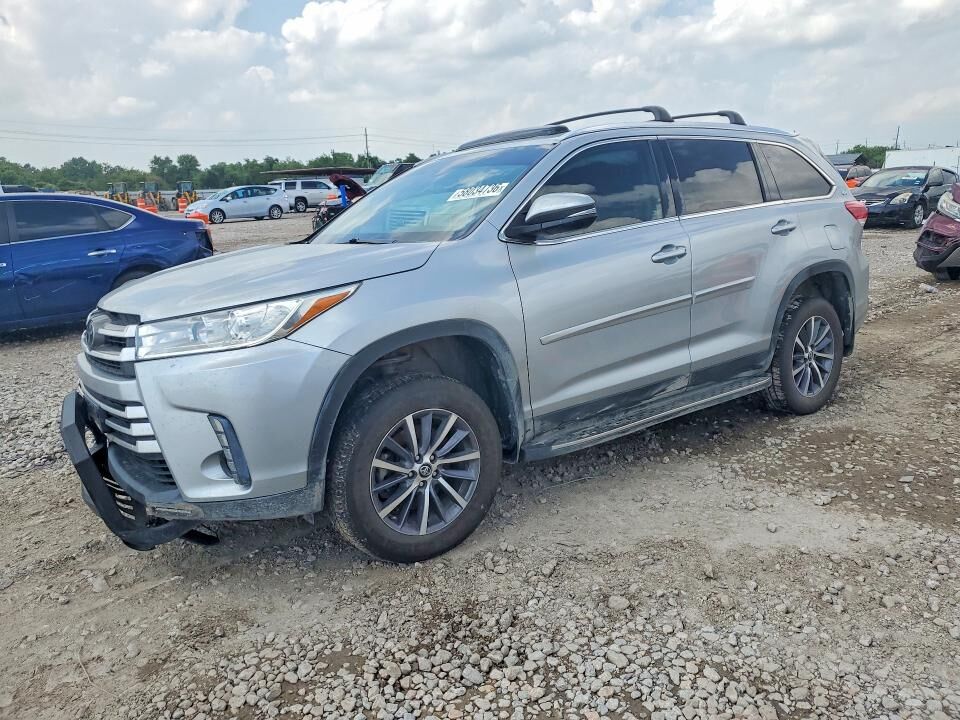 2019 TOYOTA Highlander
